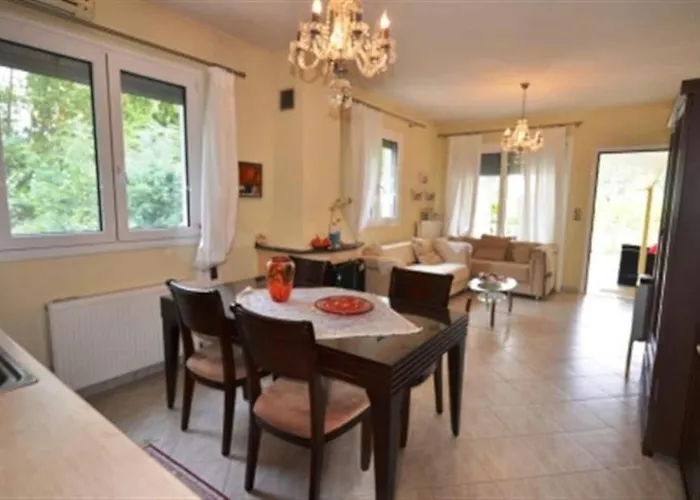 Alekos Apartmán *